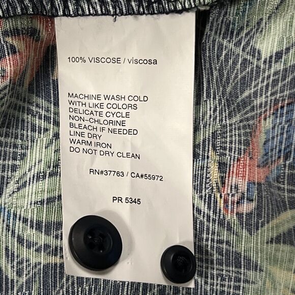 Cubavera Hawaiian Camp Shirt Men's S Button Up Tropical Allover Parrot - Picture 8 of 17